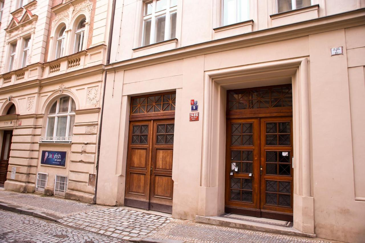 Stefania Apartment Centre Praha Eksteriør bilde